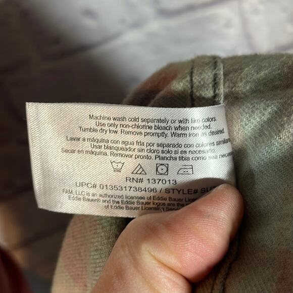 Reworked/upcycled flannel shirt - Picture 7 of 9